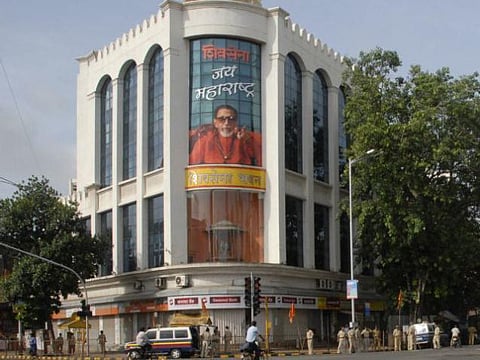 பண மதிப்பு நீக்க நடவடிக்கைக்கு எதிர்ப்பு: 10 ஆயிரம் ஆண்டுகளில் இல்லாத மோசமான ஆட்சி- மத்திய அரசு மீது சிவசேனா பாய்ச்சல்