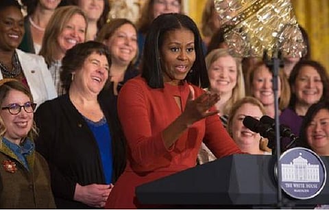 சிறந்த கல்வி எதையும் சாத்தியமாக்கும்: மிச்செல் ஒபாமாவின் நெகிழ்ச்சி உரை