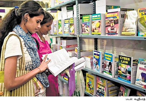 வாசகர் திருவிழா 2017 - தொடங்கியது அறிவுலகப் பெருவிழா!