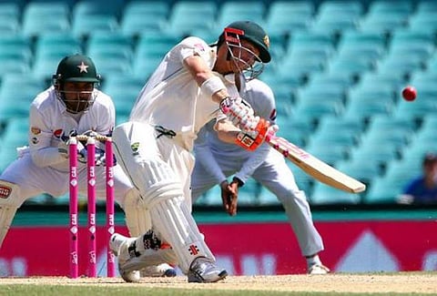 கனரக மட்டையுடன் இந்திய ‘சுழற்பந்து வீச்சை’ ஆதிக்கம் செலுத்த வார்னர் கடும் பயிற்சி