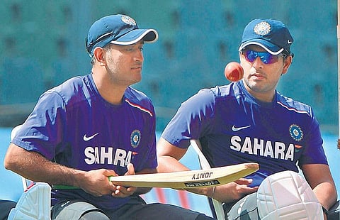 பந்து சிக்கினால் சிக்ஸர் விளாசுவேன்: யுவராஜ் கேள்விக்கு தோனி பதில்