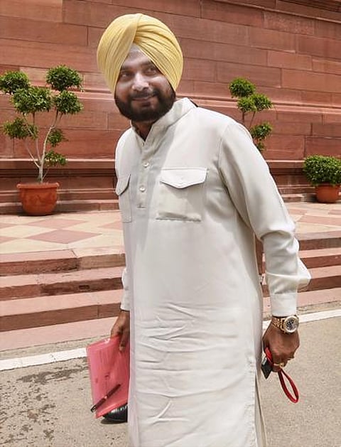 பஞ்சாப் சட்டப்பேரவை தேர்தல்: சித்து காங்கிரஸில் சேர்வதில் தொடரும் இழுபறி
