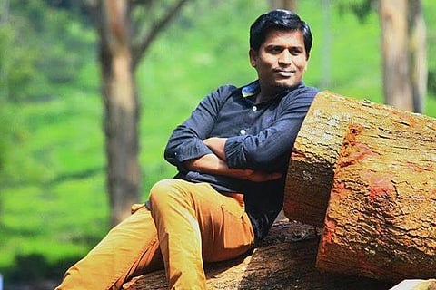 யுவ புரஸ்கார் விருதை திருப்பி அளிக்கிறார் லஷ்மி சரவணகுமார்