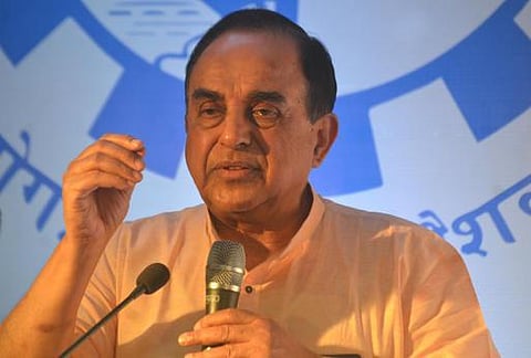 ஏர்செல்-மேக்சிஸ் ஒப்பந்தத்தில் சிதம்பரத்தின் பங்கை நிரூபிக்க சு.சுவாமிக்கு நீதிமன்றம் அவகாசம்