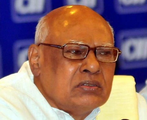 மத்திய அரசின் அறிவுரைப்படியே தமிழக ஆளுநர் முடிவு எடுப்பார்: முன்னாள் ஆளுநர் ரோசய்யா கருத்து