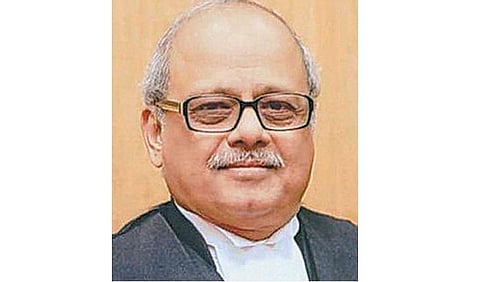 தீர்ப்பில் எந்த மாற்றமும் இல்லை: சசிகலா சரணடைய அவகாசம் வழங்க முடியாது - உச்ச நீதிமன்றம் திட்டவட்டம்