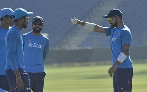 புனேயில் முதல் டெஸ்ட்: இந்திய அணிக்கு அதிர்ச்சியளிக்குமா ஆஸ்திரேலியா?