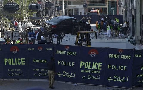 லாகூரில் இந்திய உணவு விடுதி அருகே குண்டுவெடிப்பு: 8 பேர் பலி; 21 பேர் படுகாயம்