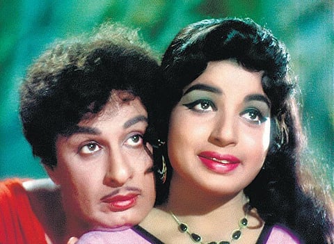 மீள் உருவாக்கம்: 48 ஆண்டுகளுக்குப் பிறகு