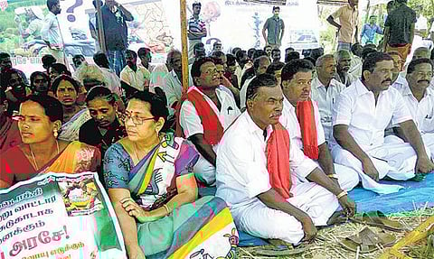 இயற்கை எரிவாயு எடுக்க அனுமதித்தால் வாழத் தகுதியற்றதாக நெடுவாசல் மாறிவிடும்: விவசாயிகள் சங்கம் குற்றச்சாட்டு