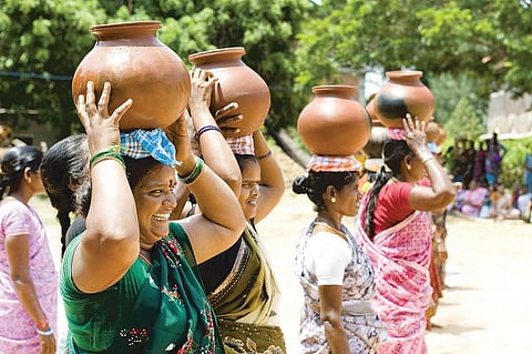 மண்பானைத் தண்ணீர் மந்திரம்!