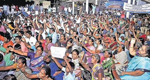 மத்திய அரசு எரிவாயு திட்டத்தை ரத்து செய்யும் வரை ஹைட்ரோ கார்பன் போராட்டம் தொடரும்: முதல்வரின் வேண்டுகோளையும் மீறி மக்கள் அறிவிப்பு