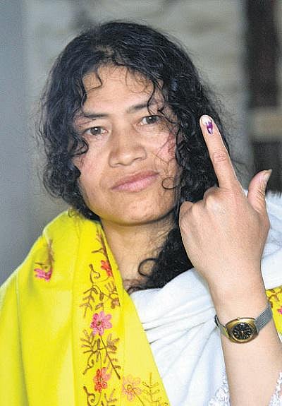 24 ஆண்டுகளுக்குப் பிறகு வாக்களித்த இரோம் ஷர்மிளா