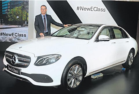 இந்தியாவில் தயாரிக்கப்பட்ட மெர்சிடஸ் பென்ஸ் ‘நியூ இ-கிளாஸ்’ சென்னையில் அறிமுகம்