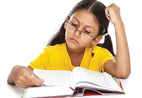 கேளாய் பெண்ணே: படித்ததெல்லாம் மறந்துபோகுதே...