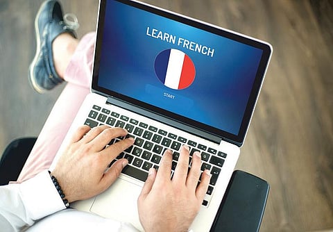 மொழி காட்டும் வழி!