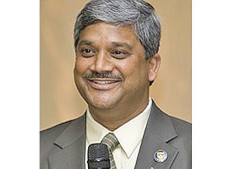 அமெரிக்காவில் பொதுப்பணித் துறை இயக்குநராக இந்தியர் நியமனம்