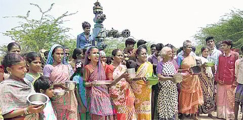 ஹைட்ரோ கார்பன் திட்டத்துக்கு கையெழுத்திட்ட மத்திய அரசை கண்டித்து மீண்டும் போராட்டம்: நெடுவாசல் விவசாயிகள் அறிவிப்பு