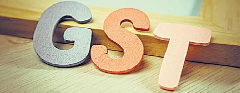 கல்வி, சுகாதாரம் ஜிஎஸ்டி வரம்புக்குள் வராது: வருவாய்த்துறை செயலாளர் ஹஷ்முக் ஆதியா தகவல்