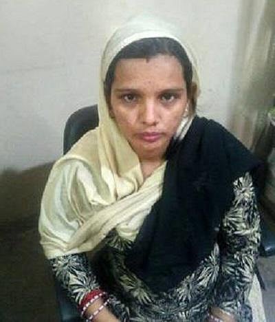 டெல்லி அருகே வங்கிக் கொள்ளையைத் தடுத்த இரு பெண் பணியாளர்கள்