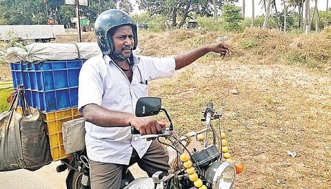 வியாபாரத்துக்கு செல்லும் வழியெல்லாம் விதைகளைத் தூவி விருட்சமாக்கும் நூதனம்: வியாபாரியின் இமாலய நம்பிக்கை