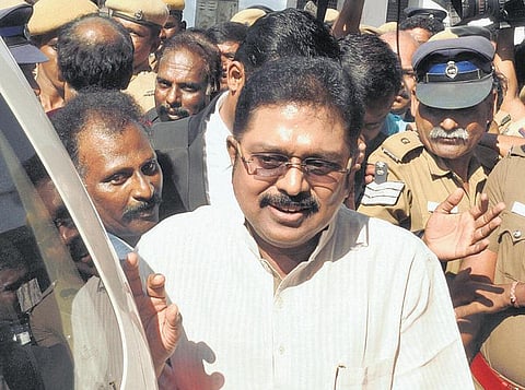 தேர்தலைக் காரணம் காட்டி இழுத்தடிக்கக் கூடாது: அந்நிய செலாவணி மோசடி வழக்கில் டிடிவி.தினகரனுக்கு நீதிமன்றம் எச்சரிக்கை