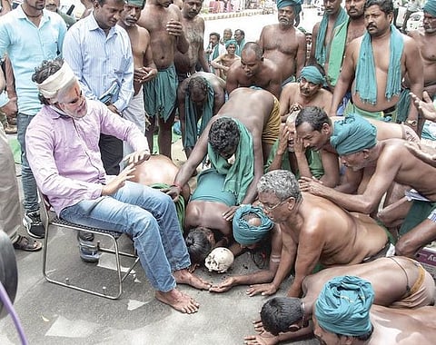 ரிசர்வ் வங்கி கவர்னரை சந்திக்க முயற்சி: தமிழக விவசாயிகள் காவலில் வைப்பு