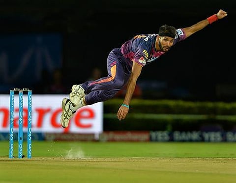 கடைசி ஓவரா?- அஷோக் டிண்டாவை சிதறடித்த ஹர்திக் பாண்டியா