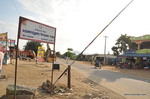 ஆசனூர் சோதனைச் சாவடியில் கர்நாடக அரசுப் பேருந்தில் வந்த 3 பயணிகளிடம் 175 பவுன் பறிமுதல்: கோவை நகைக் கடை கொள்ளை வழக்கில் தொடர்பு