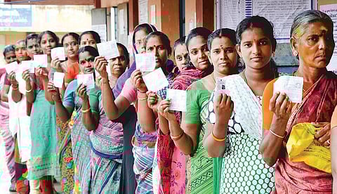 களம் புதிது: அரசியலும் பெண்களுக்குச் சொந்தம்