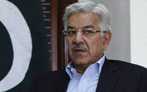 ராணுவத் தலைமை, அதிபர் ஆகியோரிடம் ஜாதவ் மேல்முறையீடு செய்யலாம்: பாகிஸ்தான் பாதுகாப்பு அமைச்சர்