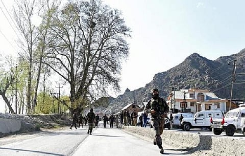 பாகிஸ்தானில் இந்திய ’ரா’ உளவாளிகள் 3 பேர் கைது