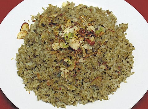 பயணத்துக்கு ‘சுவை’ கூட்ட: முருங்கைக் கீரை பொடி சாதம்