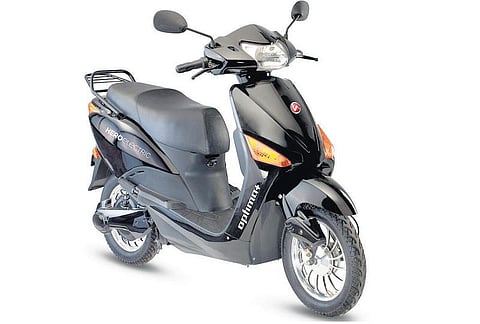 பேட்டரி ஸ்கூட்டரில் கவனம் செலுத்தும் ஹீரோ