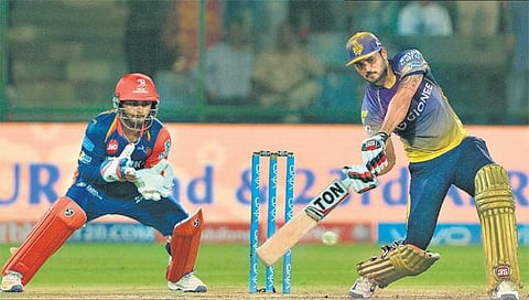 யூசுப் பதான், மணீஷ் பாண்டே அதிரடியில் கொல்கத்தாவுக்கு 4-வது வெற்றி: 4 விக்கெட்கள் வித்தியாசத்தில் டெல்லியை வீழ்த்தியது