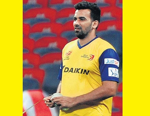 கடைசி ஓவரில் கூடுதலாக ரன்களை வழங்கிவிட்டேன்: டெல்லி கேப்டன் ஜாகீர்கான் வருத்தம்