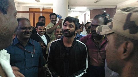 தனுஷுக்கு எதிரான வழக்கு ரத்து: உயர் நீதிமன்றம் உத்தரவு