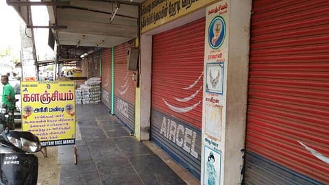 விவசாயிகளின் கோரிக்கைகளை நிறைவேற்ற வலியுறுத்தி இன்று முழு அடைப்பு போராட்டம்: கடைகள் அடைப்பு; ஆட்டோக்கள் ஓடாது என அறிவிப்பு