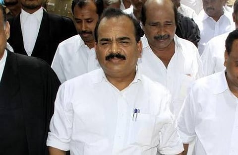 டிடிவி தினகரனைக் காப்பாற்ற எந்த விலையும் கொடுக்கத் தயார்: நாஞ்சில் சம்பத் பேட்டி