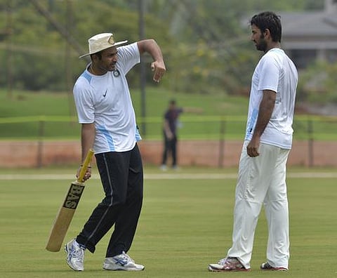 ஆம்லாவைப் பார்த்து புஜாரா டி20 பேட்டிங் திறமையை வளர்த்துக் கொள்ள வேண்டும்: சேவாக் கருத்து