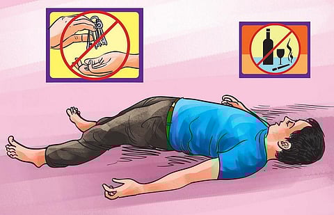 சந்தேகம் சரியா 33: வலிப்பு வந்தவருக்குச் சாவியைக் கொடுப்பது சரியா?