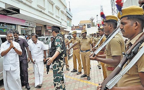 ஜெயலலிதா சிகிச்சை பெற்றபோது மருத்துவமனை நிர்வாகம் அளித்த குறிப்புகளையே நாங்களும் நம்பினோம்: ஓ.பன்னீர்செல்வம் விளக்கம்