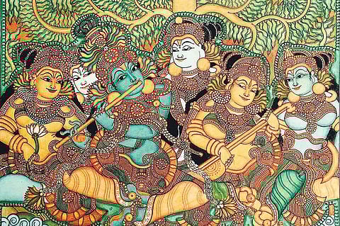 வீட்டுச் சுவரை அலங்கரிக்கும் ஓவியங்கள்