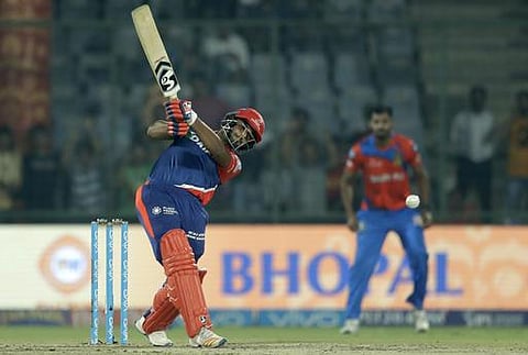 அதிகம் யோசிக்க வேண்டாம், அடித்துக் கொண்டேயிருப்போம்: சஞ்சு சாம்சனுக்கு அறிவுறுத்திய ரிஷப் பந்த்