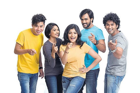 மோகினி டீச்சரும் மூக்குக் கண்ணாடி சாரும்