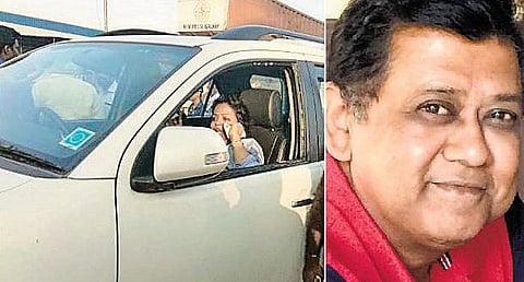 கணவரை காரில் துரத்திச் சென்று துப்பாக்கியால் சுட்ட பெண் கைது: பெங்களூரு ஒசூர் சாலையில் பரபரப்பு