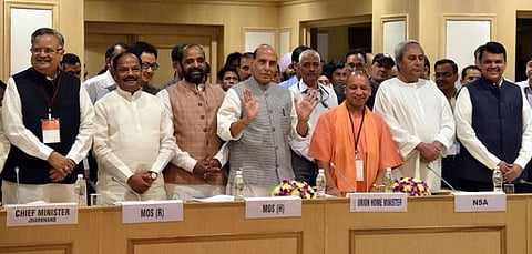 மாவோயிஸ்ட்களுக்கு எதிராக மாநில அரசுகளே நடவடிக்கைகளை தலைமையேற்று நடத்த வேண்டும்: ராஜ்நாத் சிங்