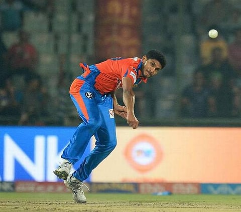 ‘கோலி, கெய்ல், தோனியை வீழ்த்திய பேசில் தம்ப்பி வெகு வேகமாக வளர்ந்து வருகிறார்’