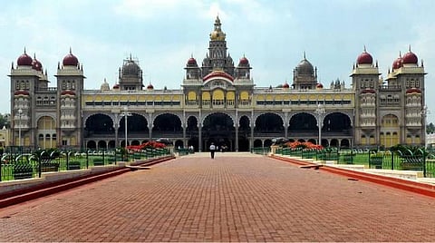 மைசூரு அரண்மனை வளாகத்தில் தீ விபத்து