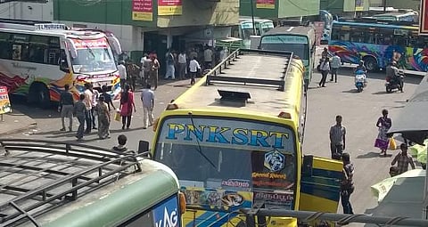 போக்குவரத்து தொழிலாளர்கள் வேலைநிறுத்த எதிரொலி: ஆம்னி, தனியார் பேருந்துகள் கட்டணக் கொள்ளையில் போட்டி?